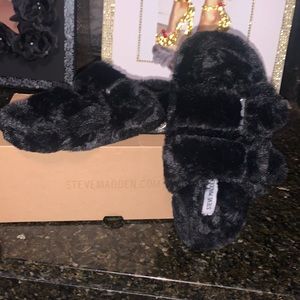Steve Madden slip on